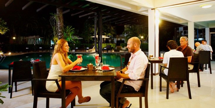 Bamboo Beach Hotel & Spa Patong Exterior foto