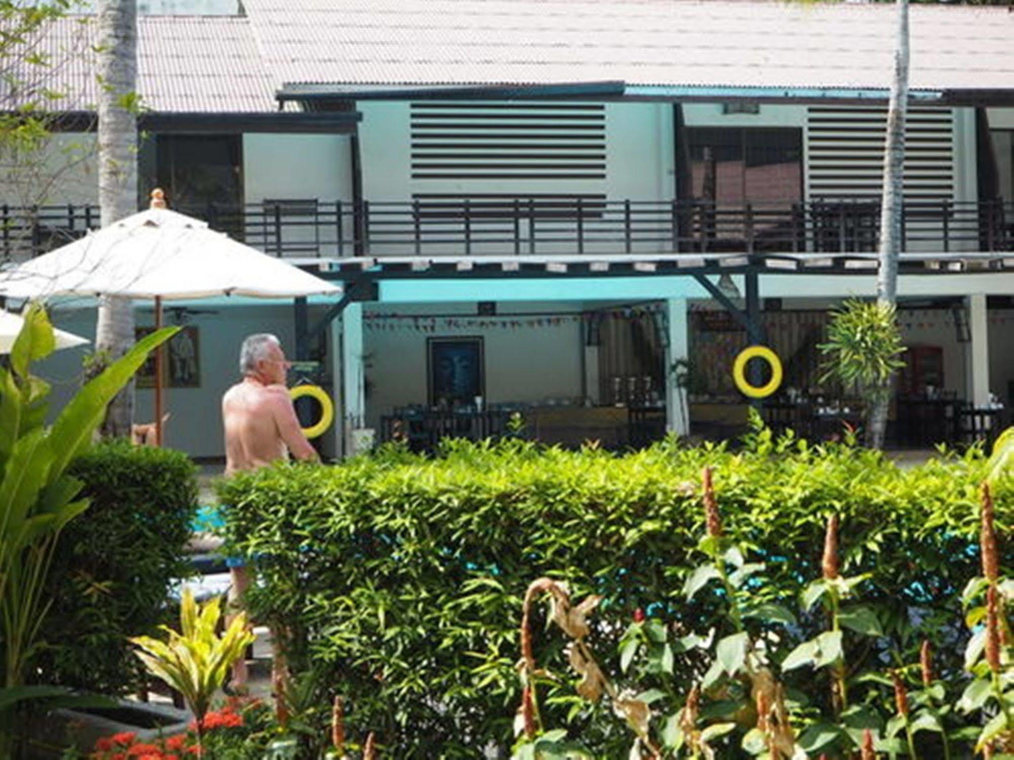 Bamboo Beach Hotel & Spa Patong Exterior foto